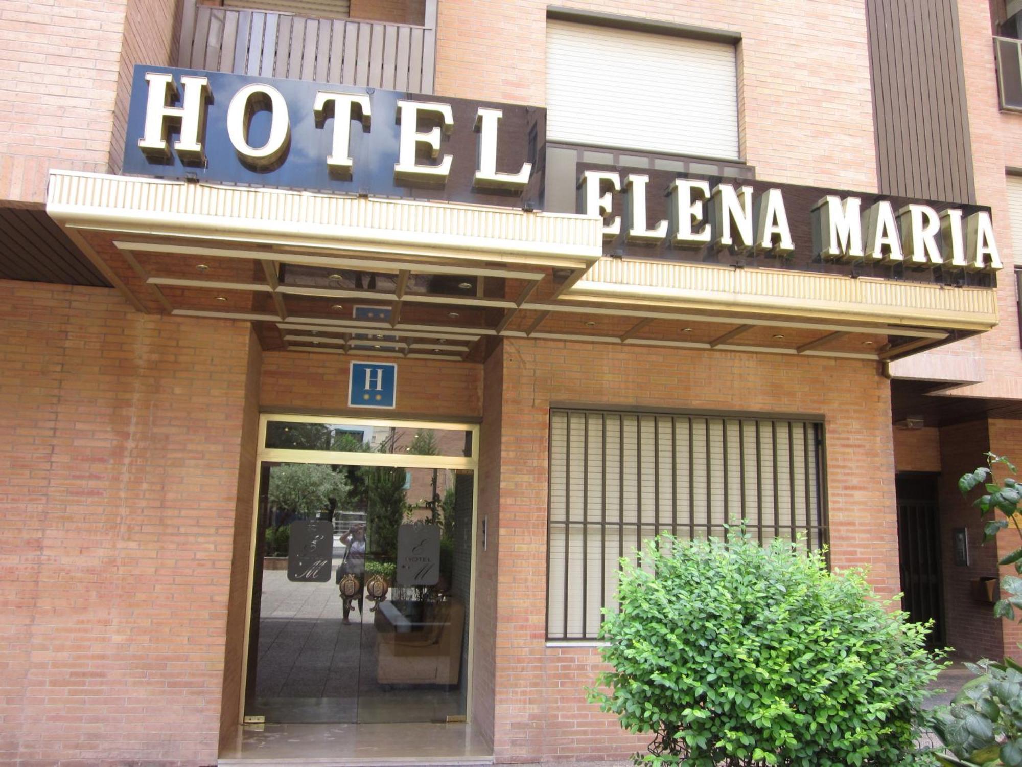 Hotel Elena María 2*